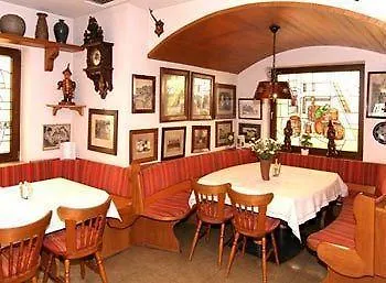 Zum Goldenen Faesschen Hotel Daun