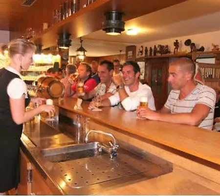 Hotel Zum Goldenen Faesschen