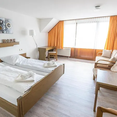 Hotel Zum Goldenen Faesschen Daun
